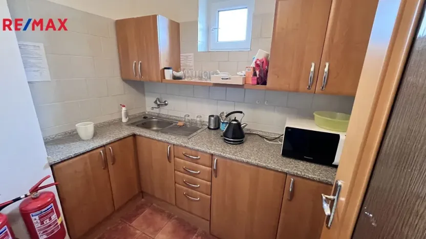 Pronájem kanceláře, Pelhřimov, Krasíkovická, 70 m2