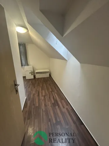 Pronájem bytu 1+kk, Neratovice, Hlavní, 15 m2