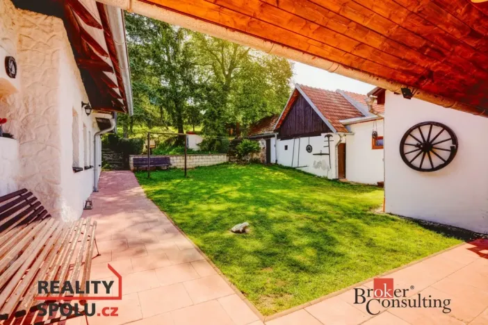 Prodej rodinného domu, Pačlavice - Lhota, 290 m2