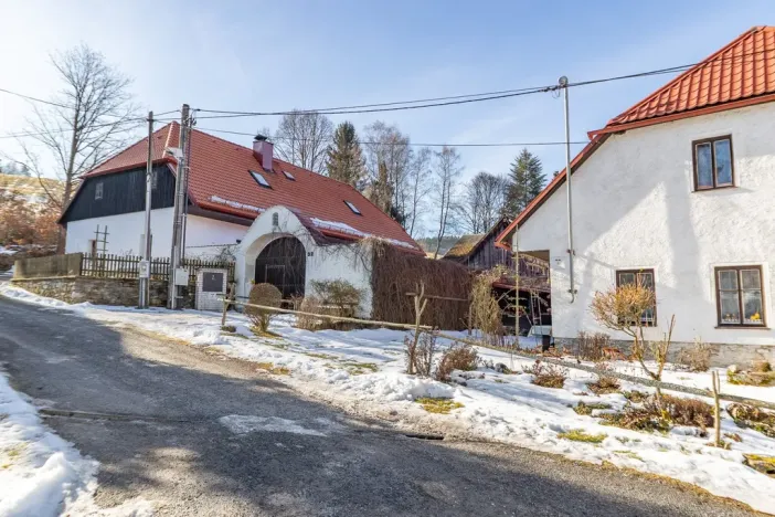 Prodej pozemku pro bydlení, Kašperské Hory - Dolní Dvorce, 3517 m2