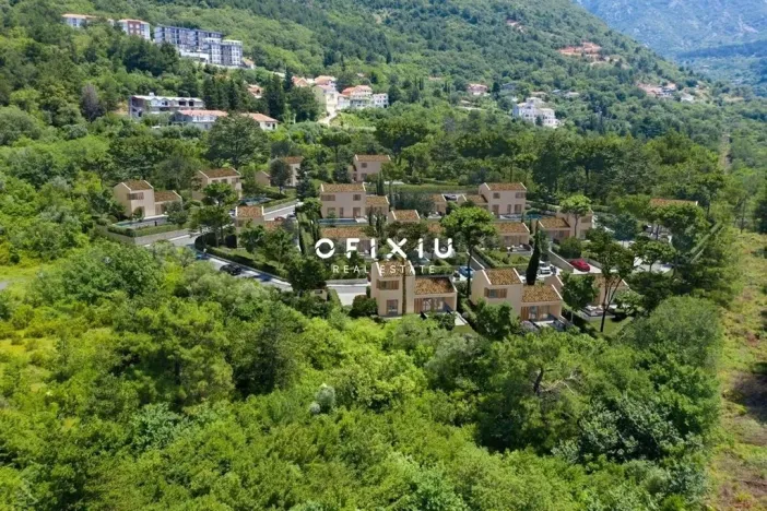 Prodej vily, Kavač, Černá Hora, 113 m2