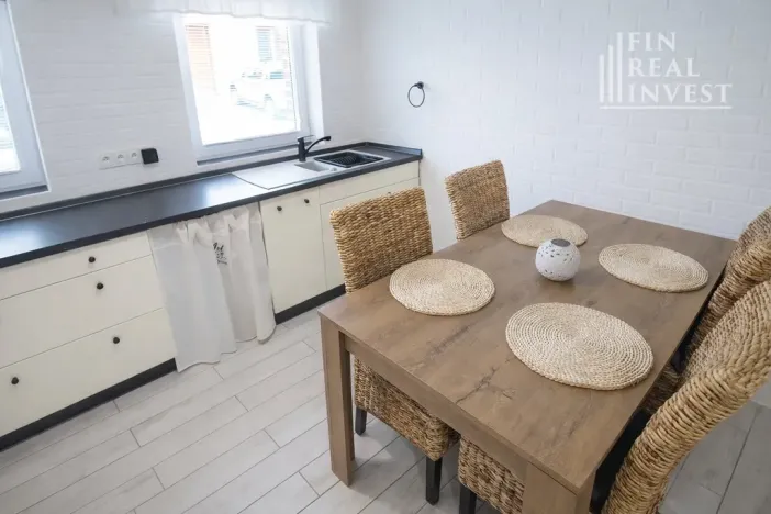 Prodej rodinného domu, Hovorany, 328 m2