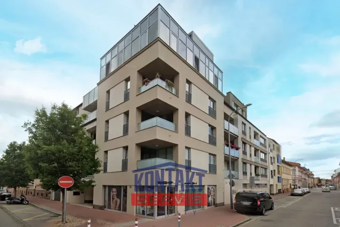 Pronájem bytu 2+kk, České Budějovice, B. Smetany, 64 m2