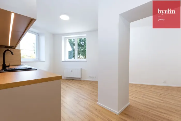 Prodej bytu 1+kk, Opava, Rolnická, 28 m2