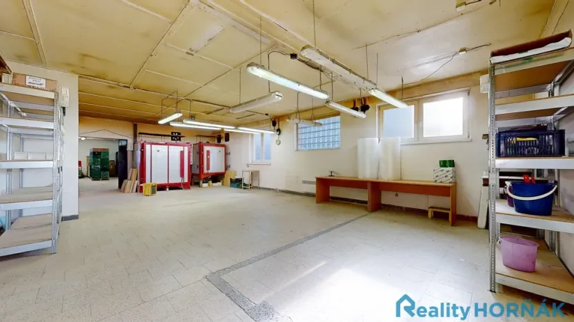 Prodej výrobních prostor, Bechyně, U Vodojemu, 496 m2