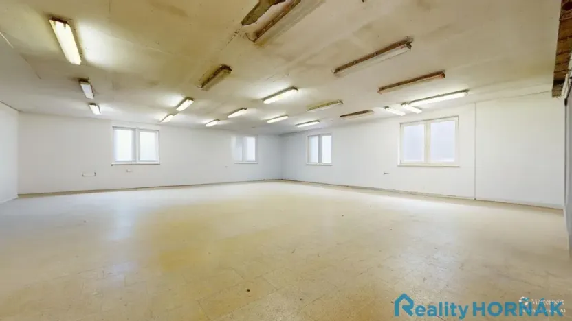 Prodej výrobních prostor, Bechyně, U Vodojemu, 496 m2