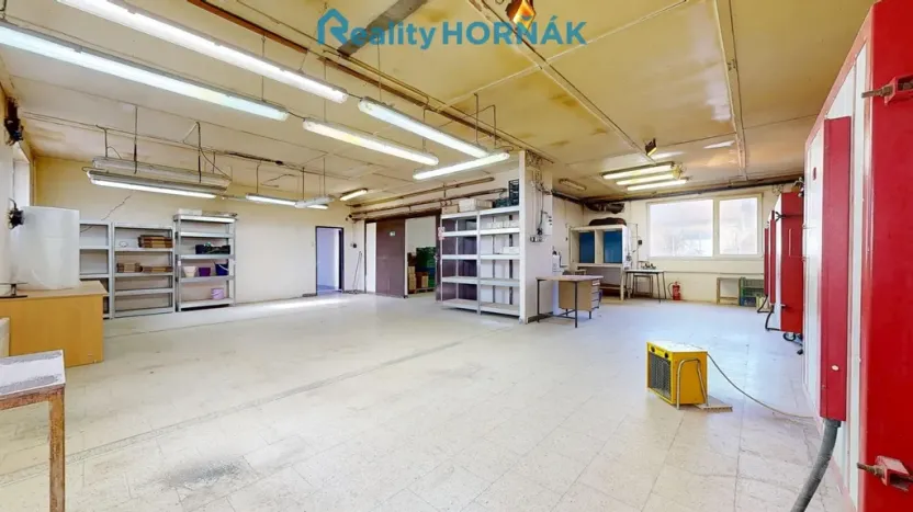 Prodej výrobních prostor, Bechyně, U Vodojemu, 496 m2