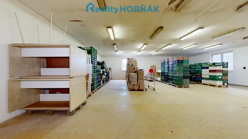 Prodej výrobních prostor, Bechyně, U Vodojemu, 496 m2