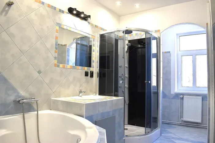 Prodej bytu 2+1, Plzeň - Lobzy, Masarykova, 88 m2