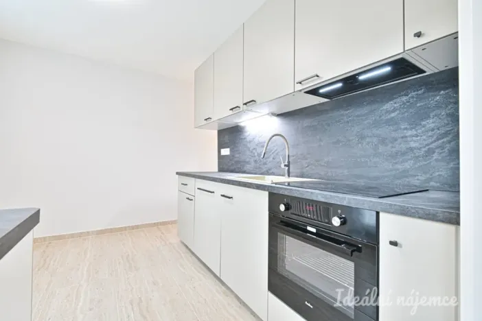 Pronájem bytu 3+1, Brno, Poznaňská, 71 m2