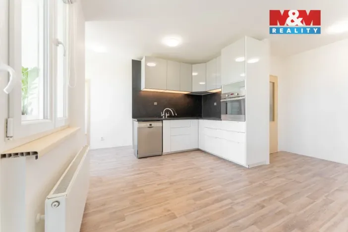 Prodej bytu 3+kk, Klecany, V Honech, 68 m2