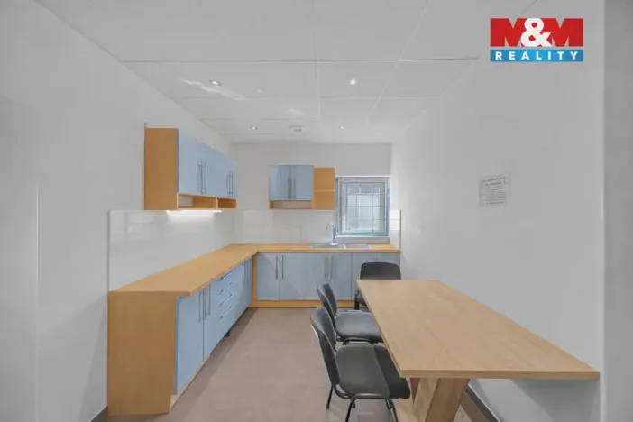 Pronájem obchodního prostoru, Dobřejovice, K Herinku, 882 m2