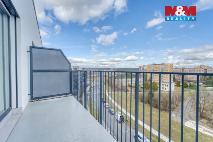 Pronájem bytu 1+kk, Plzeň - Skvrňany, Františka Kováříka, 46 m2