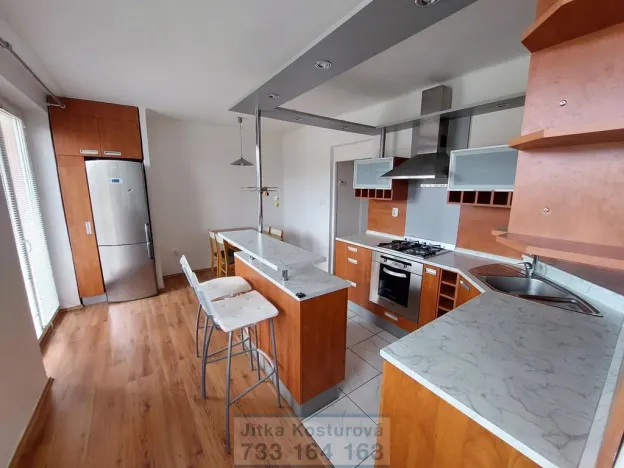 Pronájem bytu 3+1, Krnov - Pod Cvilínem, Chářovská, 80 m2