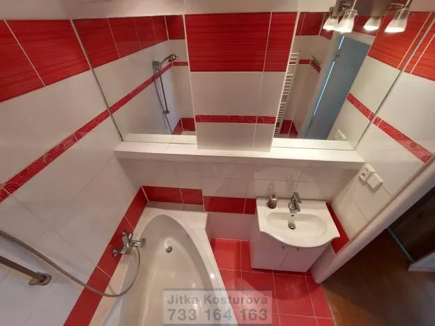 Pronájem bytu 3+1, Krnov - Pod Cvilínem, Chářovská, 80 m2