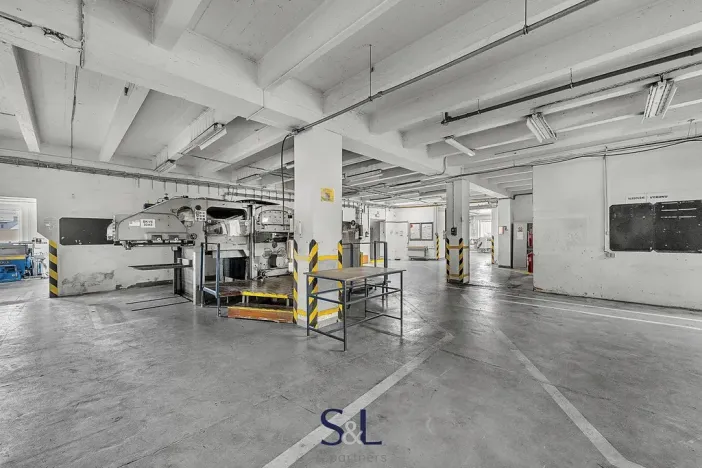 Prodej výrobních prostor, Nový Bor, Sklářská, 6477 m2