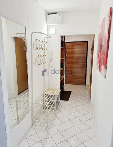 Pronájem bytu 3+1, Praha, Zdiměřická, 73 m2