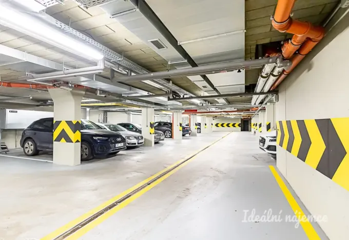 Pronájem bytu 2+kk, Praha - Košíře, Jinonická, 60 m2