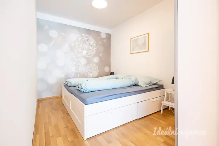 Pronájem bytu 2+kk, Praha - Košíře, Jinonická, 60 m2