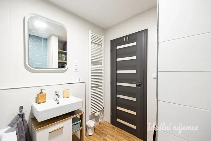 Pronájem bytu 2+kk, Praha - Košíře, Jinonická, 60 m2