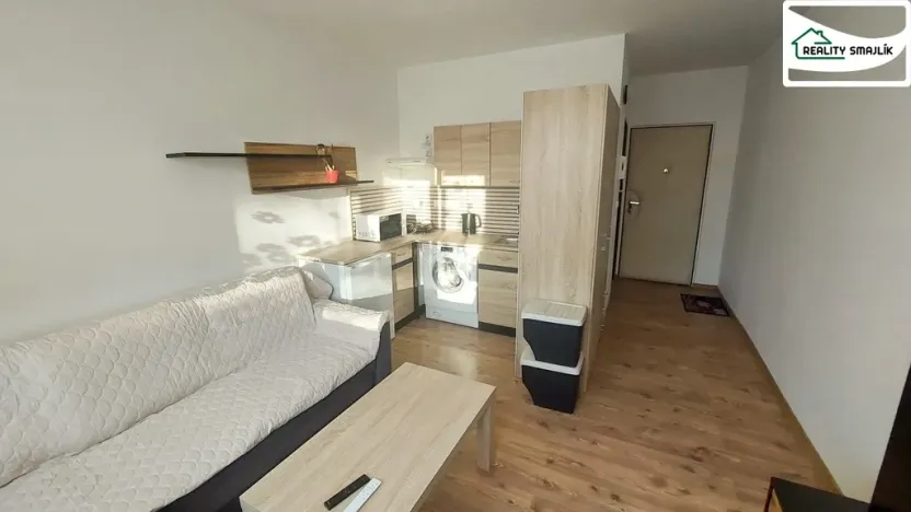 Pronájem bytu 1+kk, Cheb, Šeříková, 19 m2