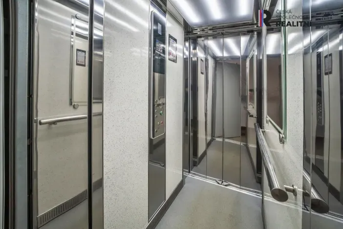 Prodej bytu 3+1, Znojmo, Pražská, 76 m2