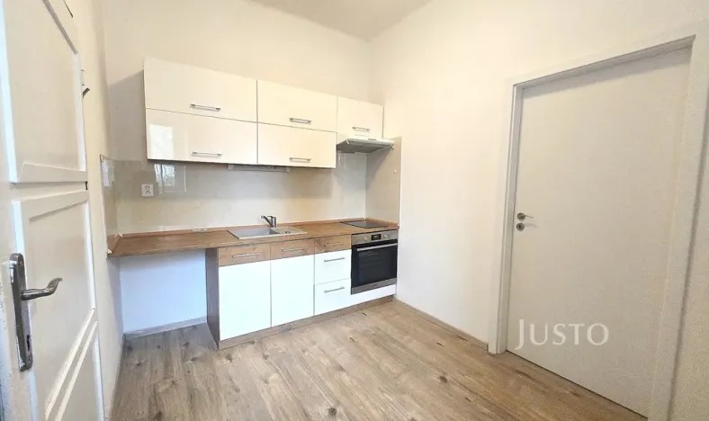 Pronájem bytu 1+1, Písek - Budějovické Předměstí, Harantova, 34 m2