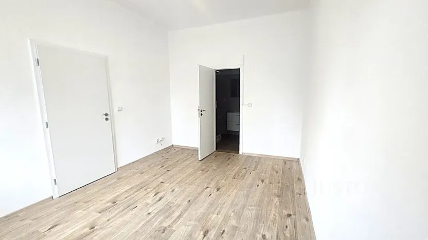 Pronájem bytu 1+1, Písek - Budějovické Předměstí, Harantova, 34 m2