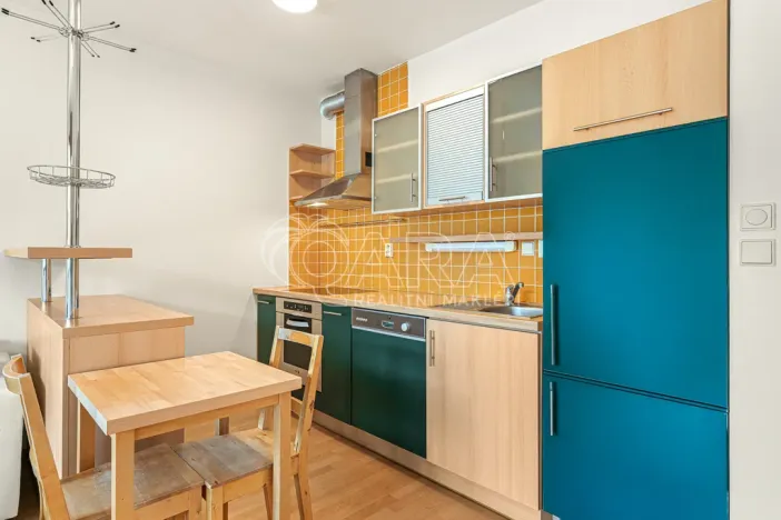 Pronájem bytu 2+kk, Praha - Záběhlice, Podle náhonu, 46 m2