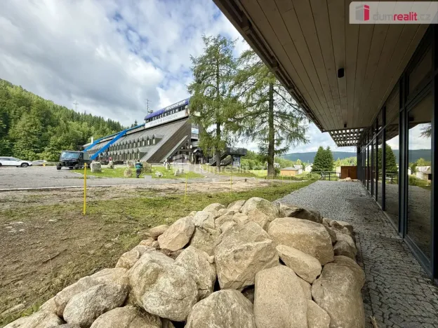 Prodej obchodního prostoru, Harrachov, 45 m2