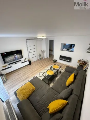 Pronájem bytu 2+1, Meziboří, Okružní, 58 m2