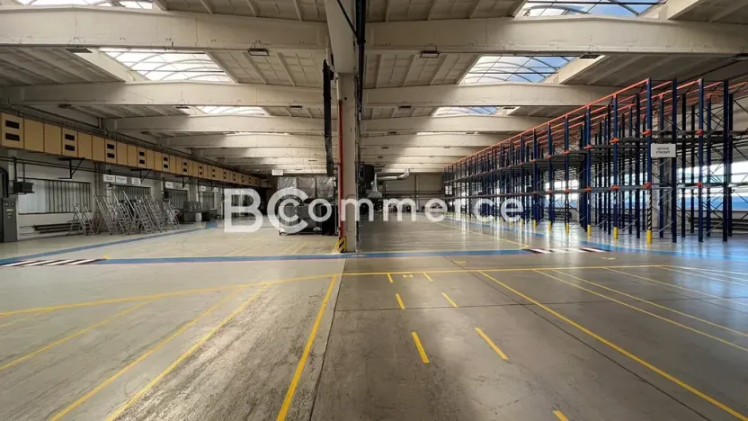 Pronájem skladu, Brno, Vídeňská, 1400 m2