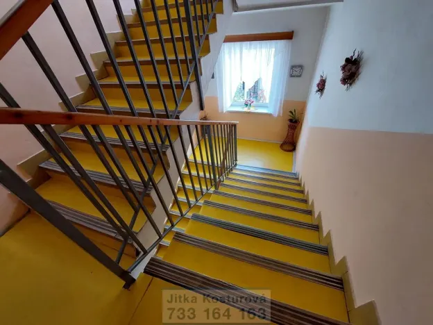 Pronájem bytu 1+1, Krnov - Pod Bezručovým vrchem, Březinova, 40 m2