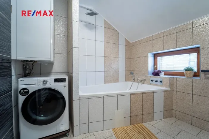 Prodej rodinného domu, Nupaky, Kruhová, 161 m2