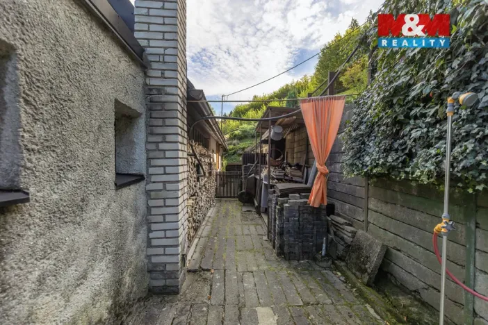 Prodej chaty, Komorní Lhotka, 98 m2