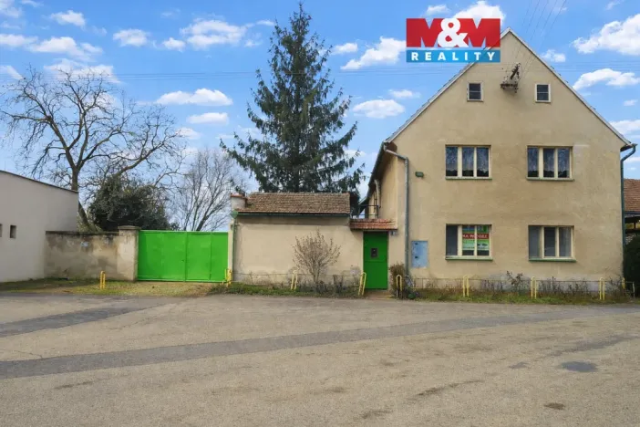 Prodej rodinného domu, Spomyšl, 350 m2