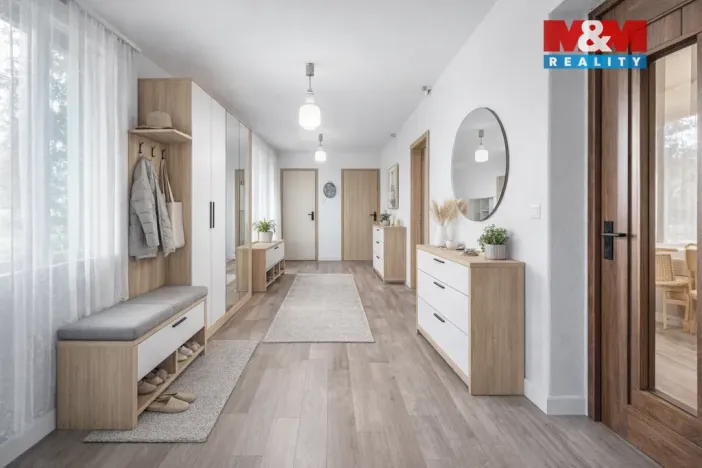 Prodej rodinného domu, Spomyšl, 350 m2