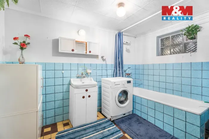 Prodej rodinného domu, Spomyšl, 350 m2