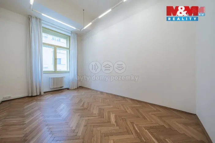 Pronájem kanceláře, Praha - Vinohrady, náměstí Míru, 74 m2