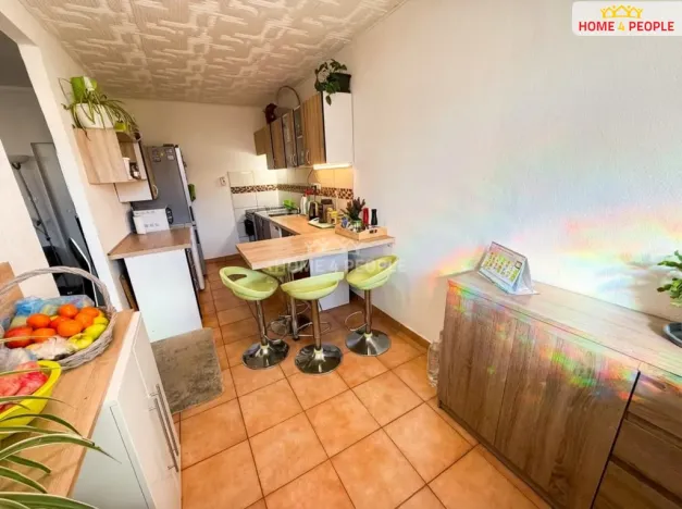 Prodej bytu 3+1, Jince, Zborovská, 70 m2