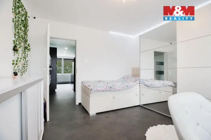 Prodej bytu 3+1, Vražkov, 80 m2