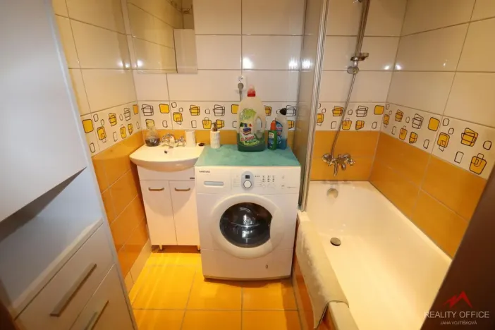 Prodej bytu 3+1, Děčín - Děčín II-Nové Město, Kamenická, 64 m2