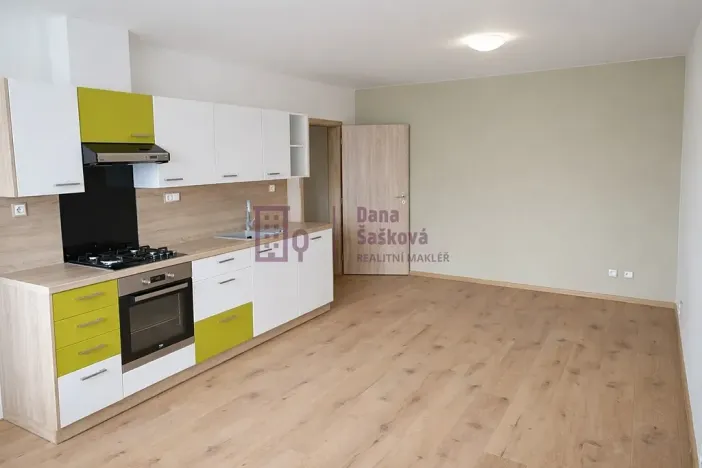 Prodej bytu 2+kk, Jindřichův Hradec, sídliště Vajgar, 41 m2