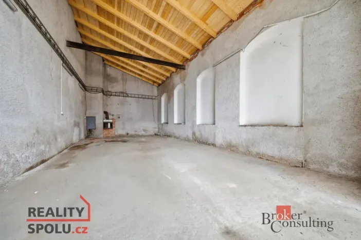 Pronájem skladu, Stěžery, 75 m2