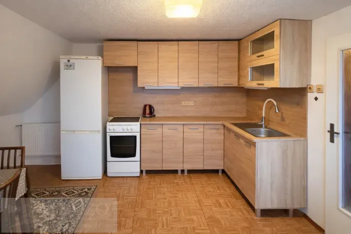 Pronájem bytu 2+1, Číhalín, 70 m2