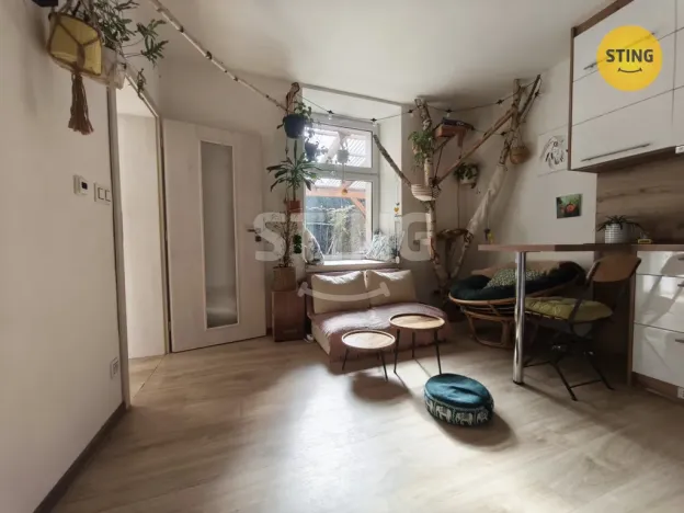 Pronájem bytu 2+kk, Jihlava, třída Legionářů, 37 m2