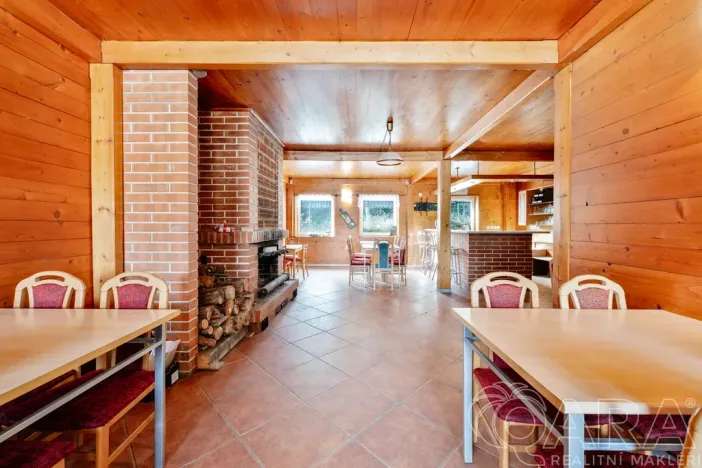 Pronájem restaurace, Planá nad Lužnicí - Lhota Samoty, Soukeník, 210 m2