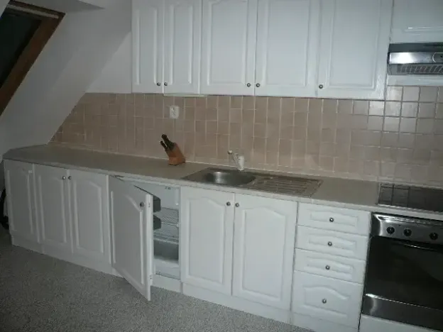 Pronájem bytu 2+kk, Praha - Záběhlice, náměstí Mezi zahrádkami, 45 m2