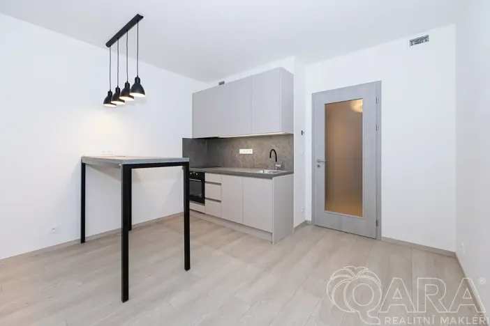 Prodej bytu 1+kk, Praha - Hloubětín, Poděbradská, 32 m2