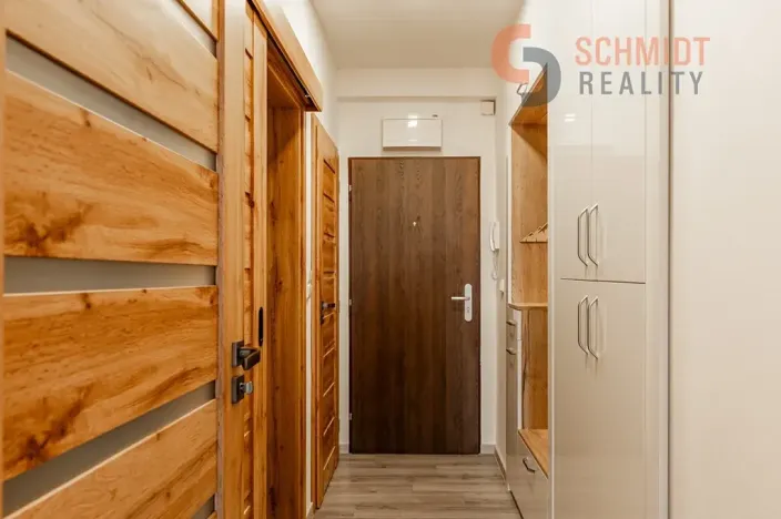 Pronájem bytu 2+kk, Břeclav, Fintajslova, 57 m2